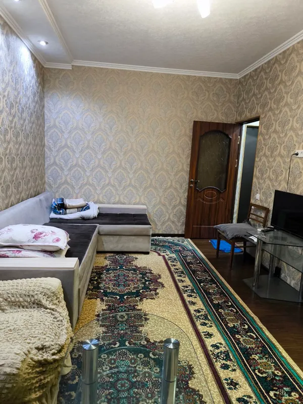 Chilonzorda metro yonida 30 m2 shoshilinch ijaraga beraman, upakovka 3 Chilonzorda metro yonida 30 m2 shoshilinch ijaraga beraman, upakovka 3
