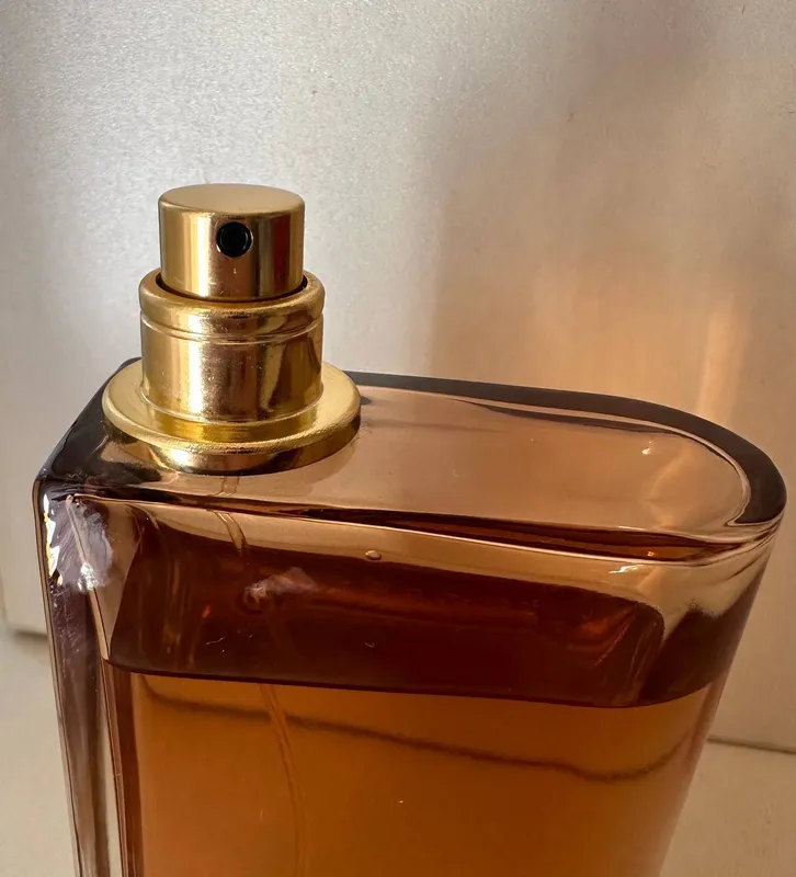 Burberry her intense 2 Burberry her intense 2