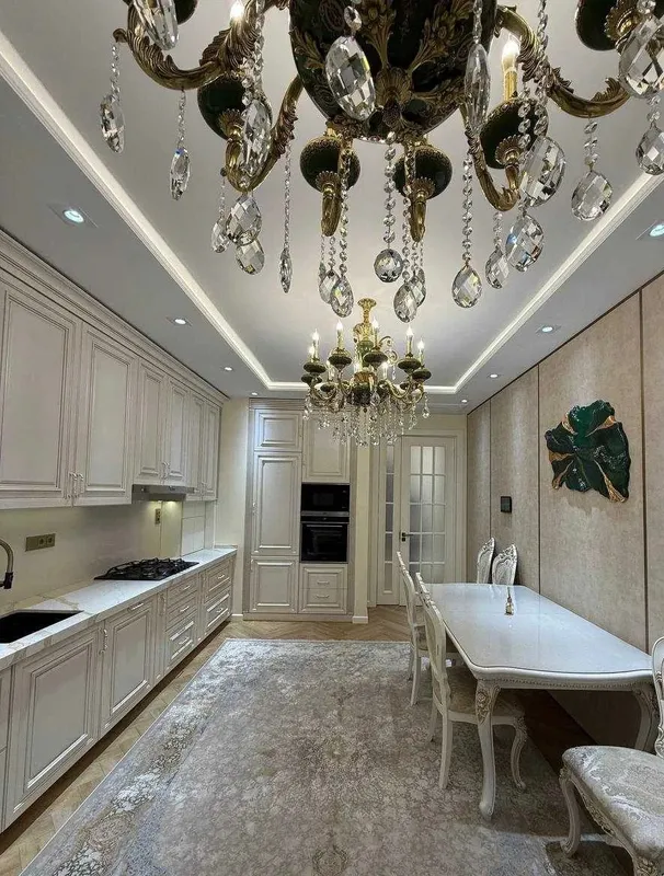 Шота Руставели • 2 комнаты • 65 м² • 6/10 этаж 4