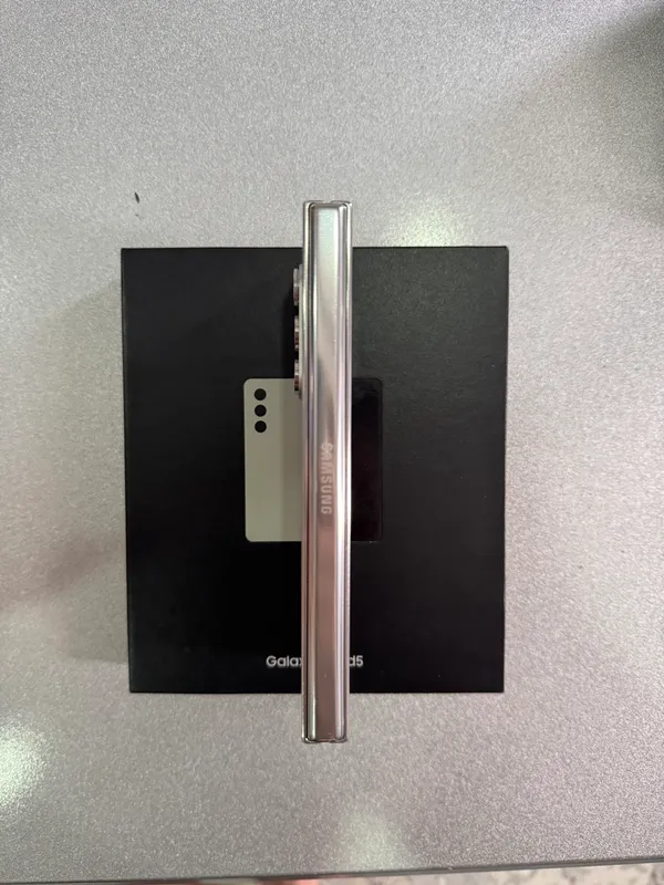 Galaxy Z fold 5 — фото 2