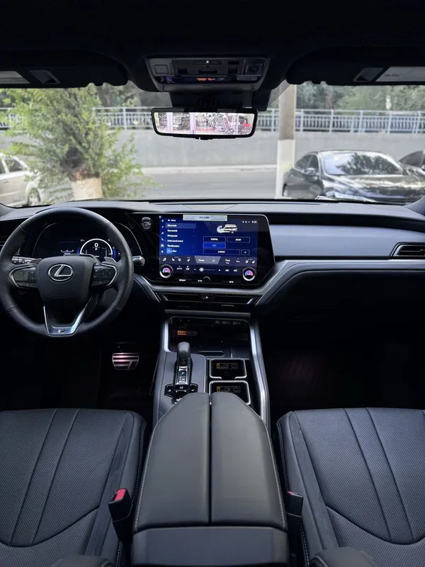 Lexus TX 500h F SPORT Direct4 AWD — фото 6