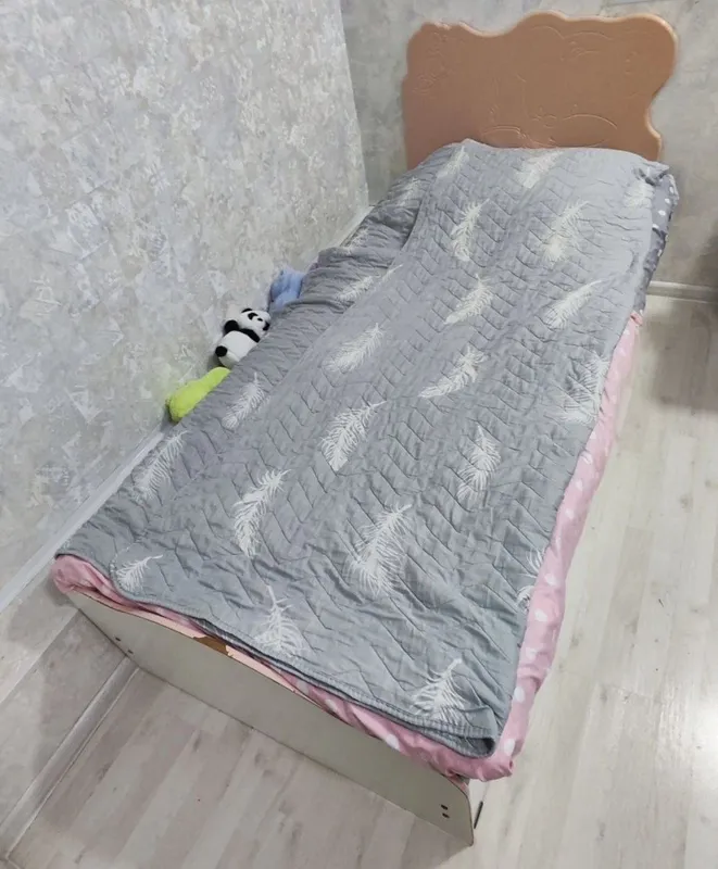Продам кровать 1 Продам кровать 1