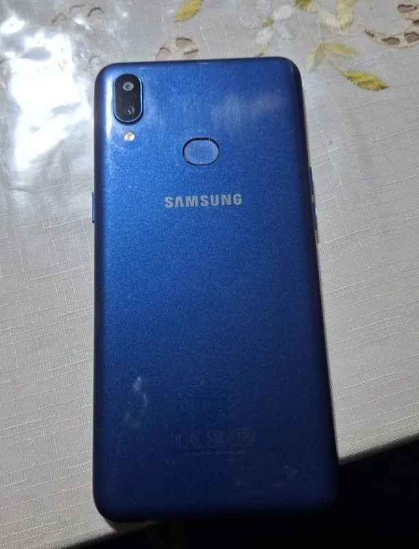 Samsung A10s новый 2