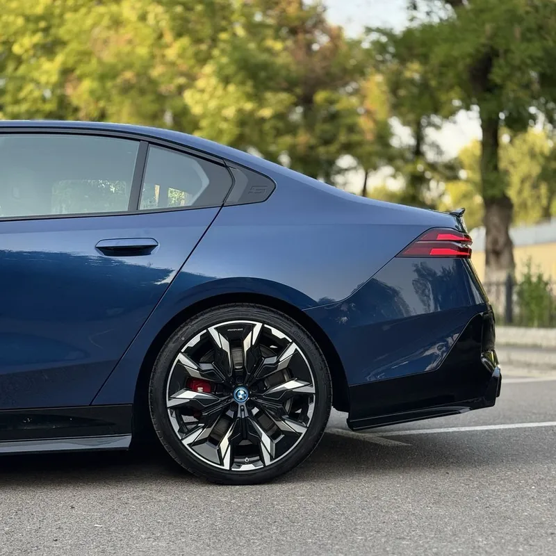 BMW 550e Почти новый 2 BMW 550e Почти новый 2