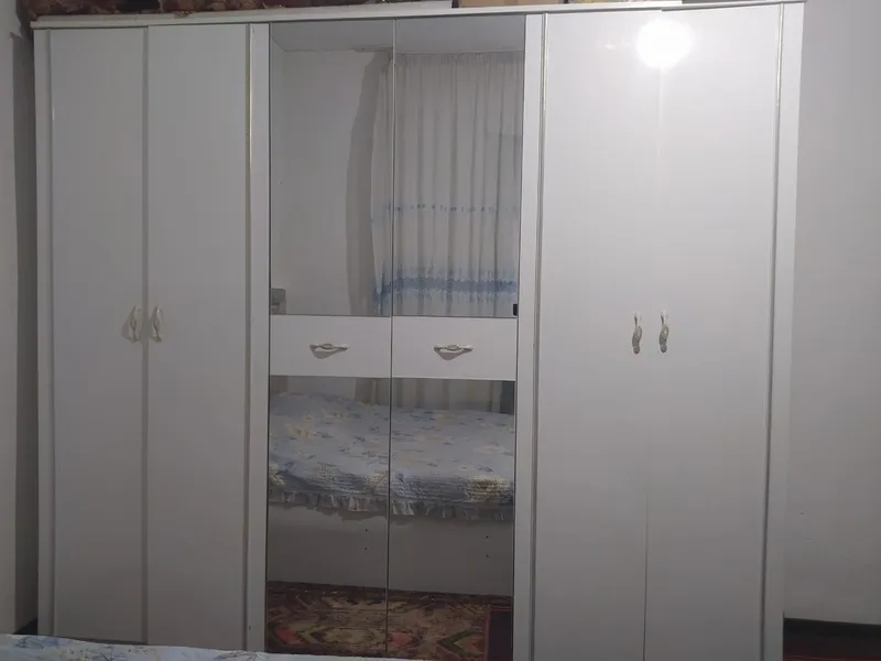 Мебель для спальни тахиатошда сатилоди срочна 1