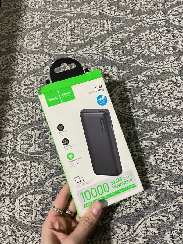 Power bank hoco premium .