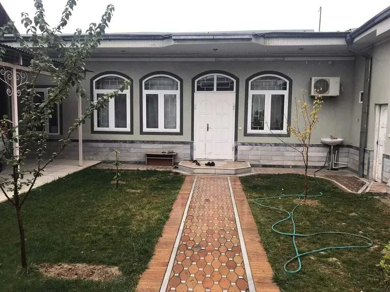 Продам дом на участке в М-Улугбекском районе.стадион Старт — фото 1