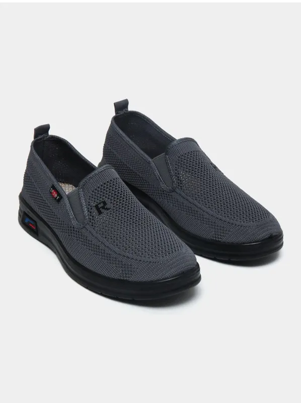 Krasofka 130.000 skichers Velikan oyoq kiym 6 Krasofka 130.000 skichers Velikan oyoq kiym 6