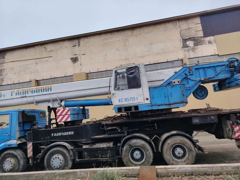 Kamaz kran 50 tonna 2008 yil aparatlik salyarka saylamaydi