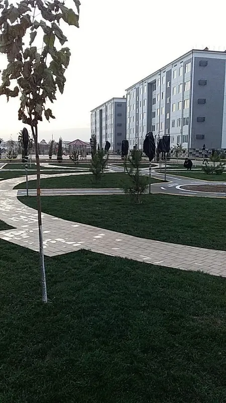 Эски атс биноси сотилади. Атрофида куп каватли домлар жйлашган. 6 Эски атс биноси сотилади. Атрофида куп каватли домлар жйлашган. 6