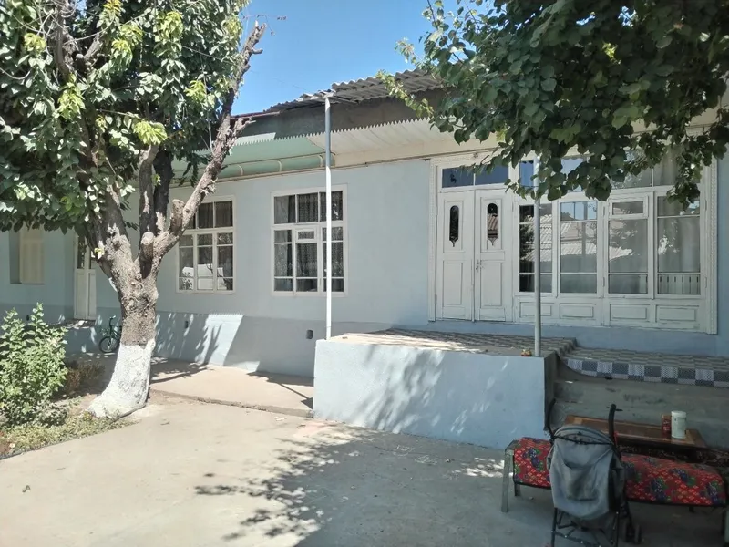 Uy sotiladi barter ham bor sroʻchna kelishtrib beriladi — фото 1
