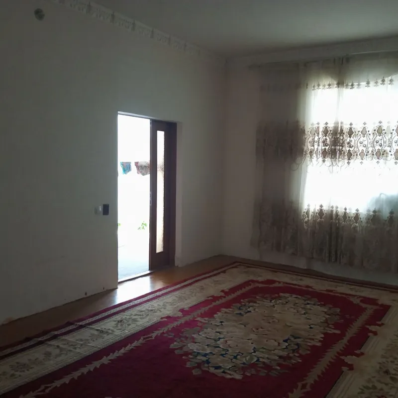 Hovli sotiladi 4 Hovli sotiladi 4