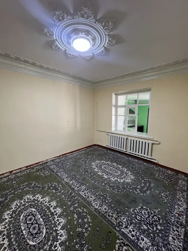 4хоналик ховли уй арендага берилади.