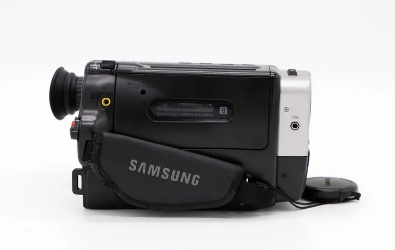 Продам видеокамеру Samsung VP-A30 — фото 4