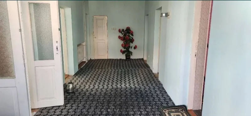 Uy sotiladi katej hovlili! 6 Uy sotiladi katej hovlili! 6