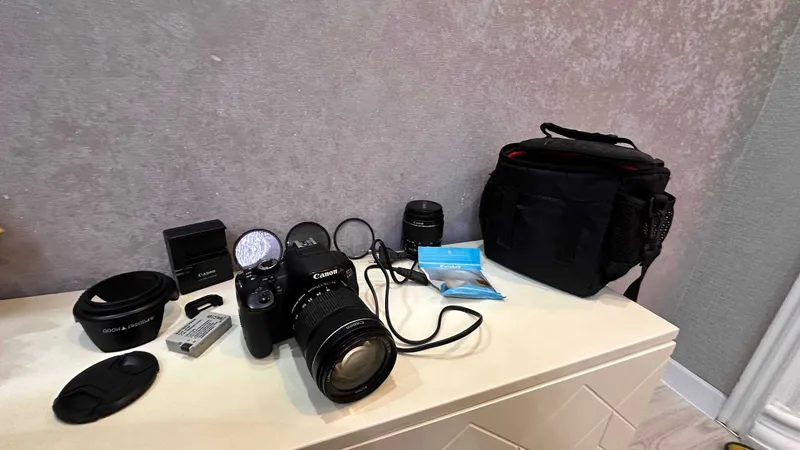 Canon EOS 650D + комплект аксессуаров 2 Canon EOS 650D + комплект аксессуаров 2