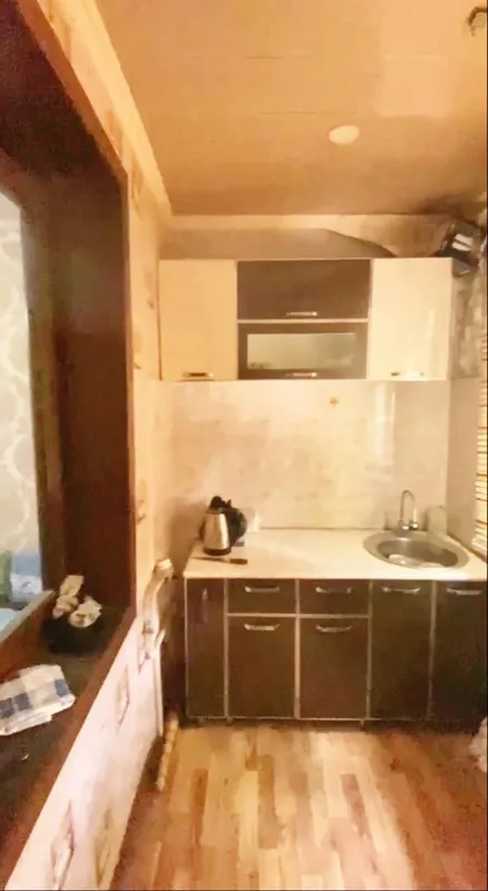 Продаётся Чиланзар Домбарабад 1*2/1/4 6