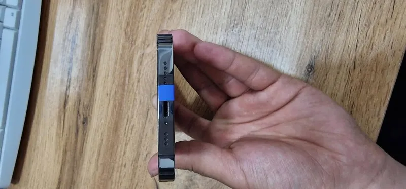 IPHONE 13 PRO 4 IPHONE 13 PRO 4