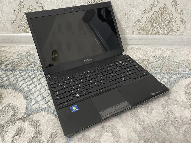 Продам ноутбук Toshiba Satelite r835 — фото 2