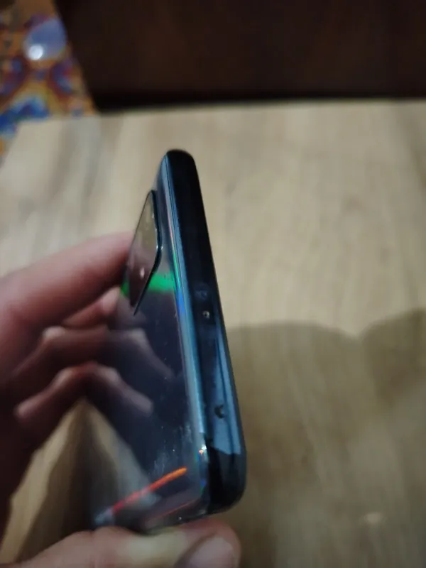 Samsung galaxy a51 sotiladi — фото 2