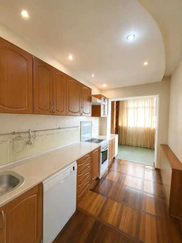 4-комнатная квартира, 100 м², Мирзо-Улугбек 2