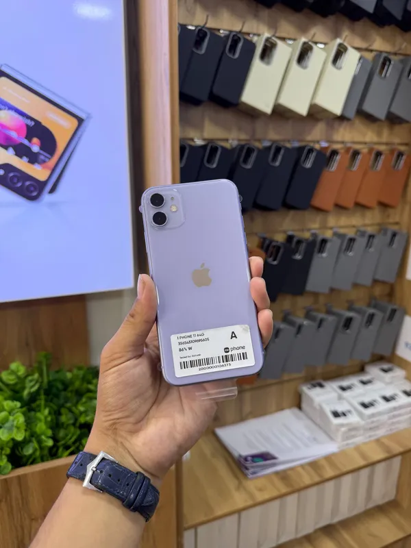 I PHONE 11