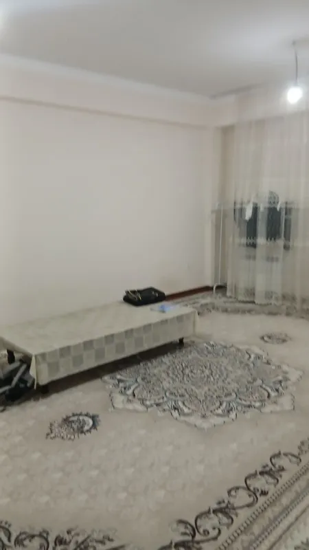 Uy sotiladi. Novostroyka 7