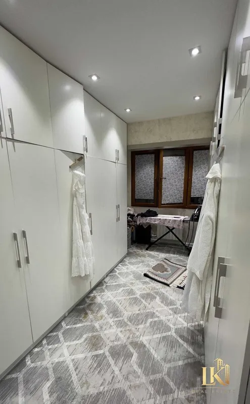 5 xonali kvartira sotiladi, 115 m², 8/9, Mirabod tumani 5 5 xonali kvartira sotiladi, 115 m², 8/9, Mirabod tumani 5
