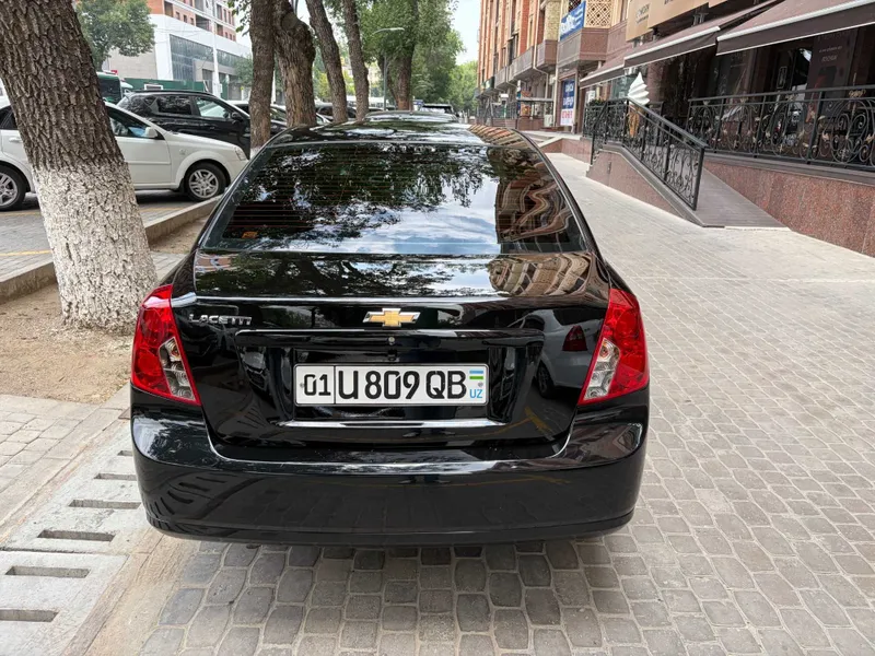 Продаётся черная Chevrolet Lacetti, автомат, люк, абс, 11 700 уе 4