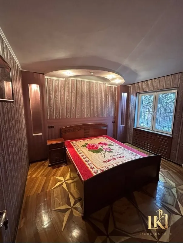 Продаётся 4-комнатная квартира, 80 м², Яккасарайский район (ориентир: Korzinka МВД) — фото 1