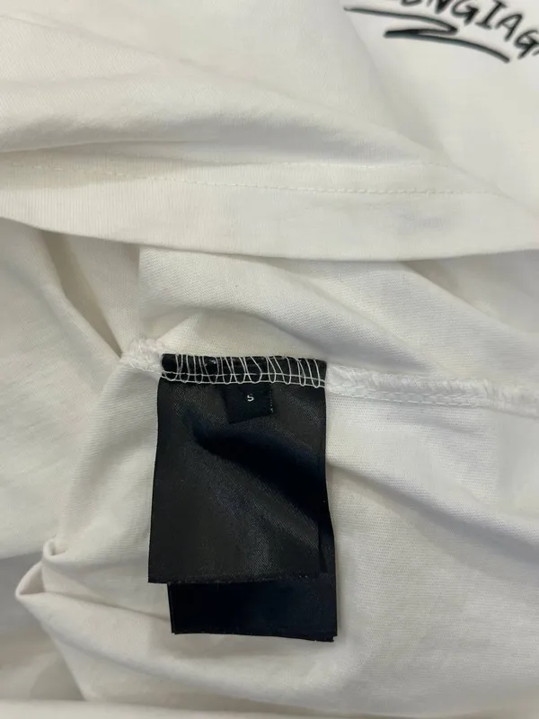 Футболка Balenciaga — фото 4