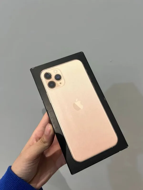 Iphone 11 pro gold — фото 2