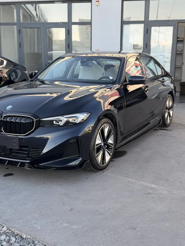 Bmw i3 35L 2025 2