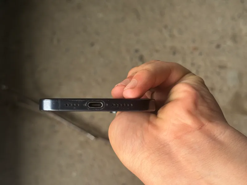 Iphone15 pro max — фото 2