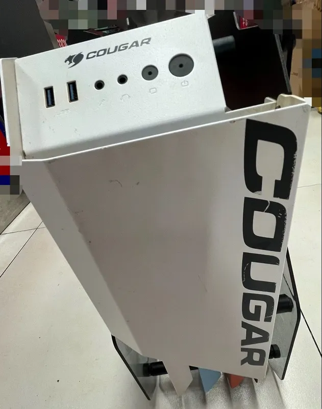 Корпус Cougar для сборки ПК