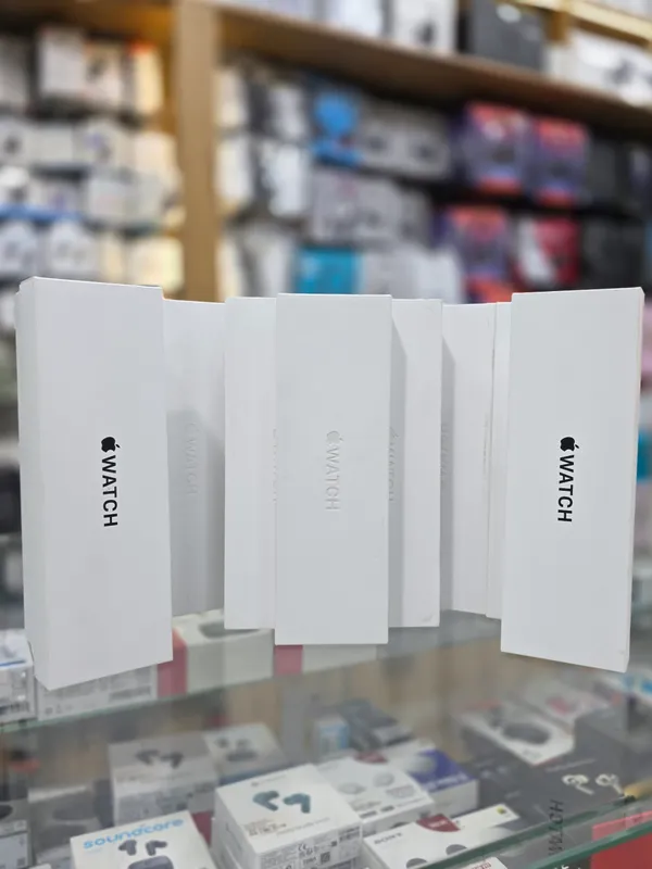 Apple Watch SE 3 2 Apple Watch SE 3 2
