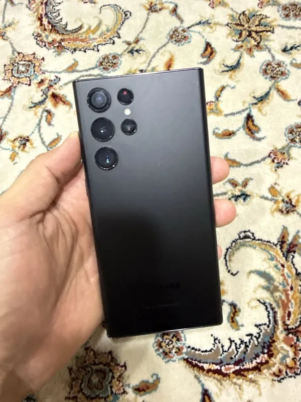 samsung galaxy S22 ultra 12/256 1