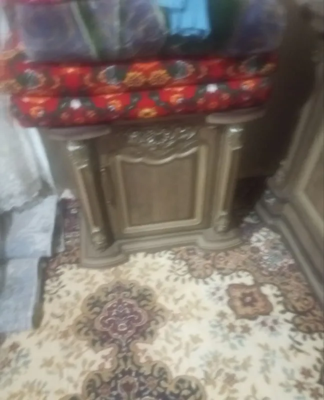 Срочно продаётся спальный гарнитур 4 Срочно продаётся спальный гарнитур 4