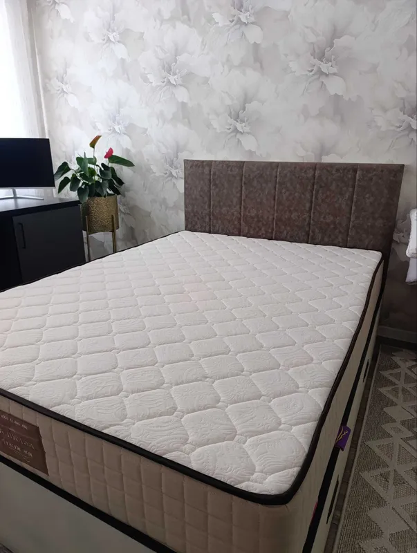 Спальный гарнитур 1