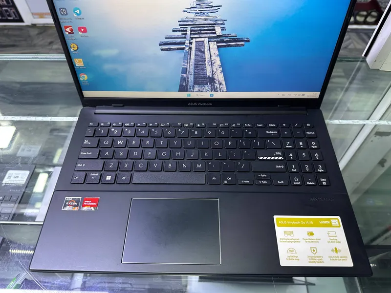 Ишлатилган Asus Vivobook 3 Ишлатилган Asus Vivobook 3