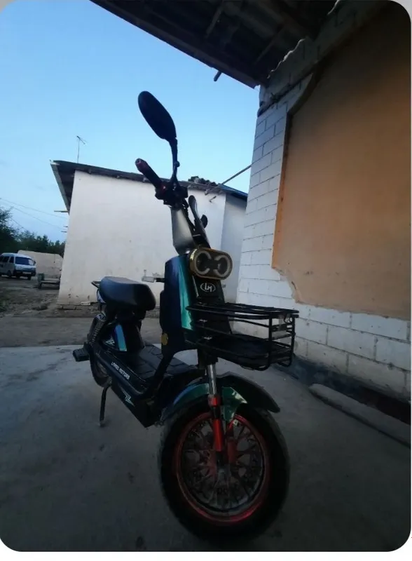 demansh  skuter 6 akamulyator 5000 km yurgan