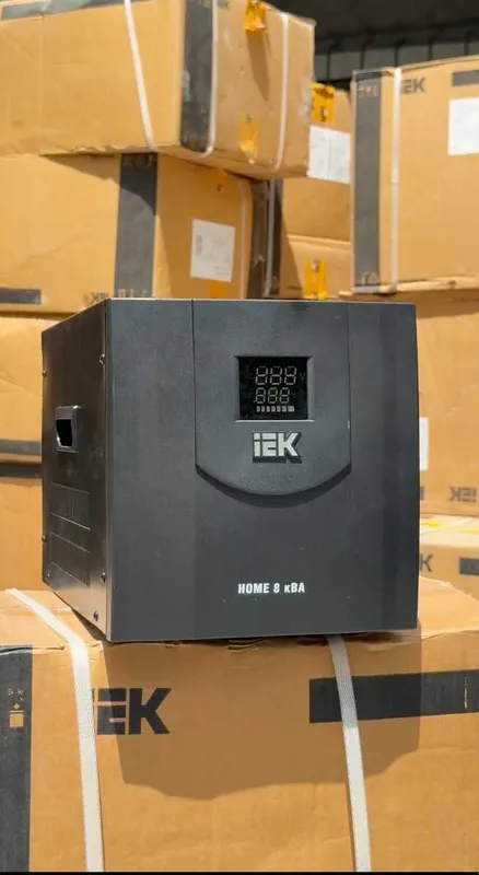 Стабилизатор напряжения IEK HOME СНР 1/220 8кВА
