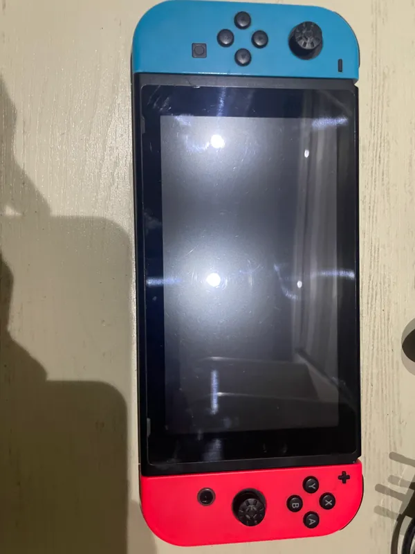 Nintendo switch б/у 2 Nintendo switch б/у 2