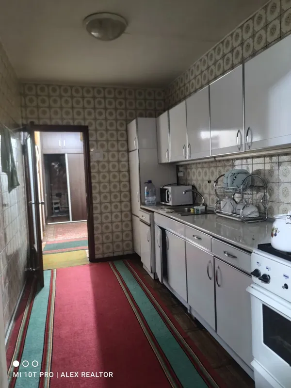 Продам 3х ком кв Спутник 4 кирпич 77 серия Метро Чинар рядом Ярмарка — фото 7