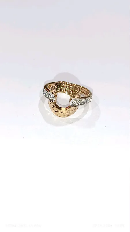 Продается кольца,браслеты Swarovski