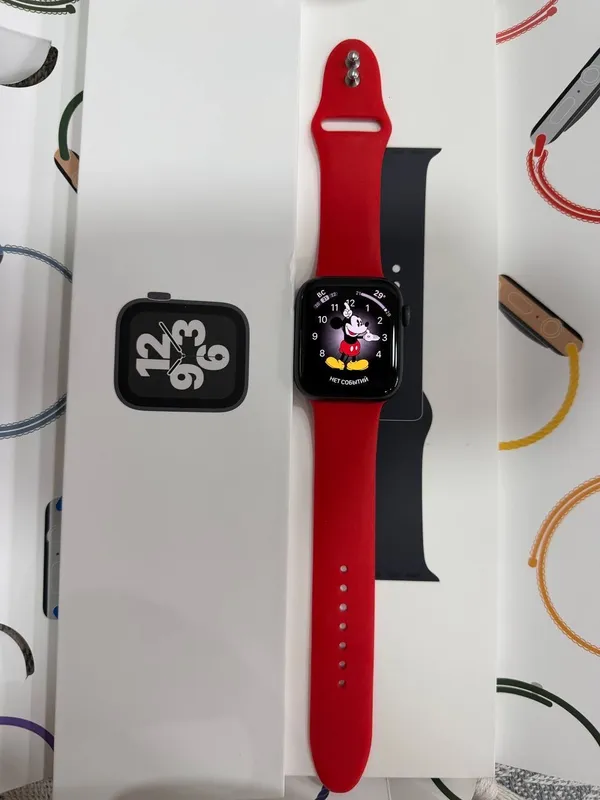 Apple Watch SE 2 44 mm aluminium — фото 2