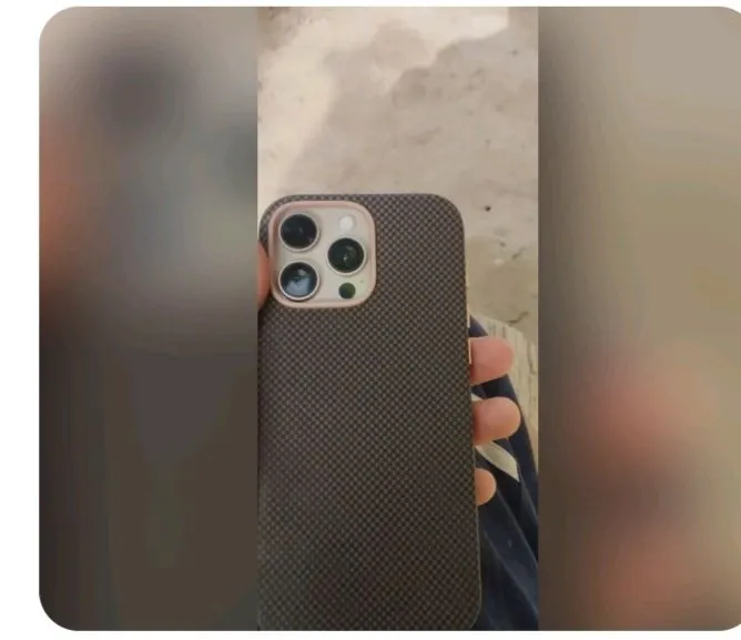 iPhone honor 1 iPhone honor 1