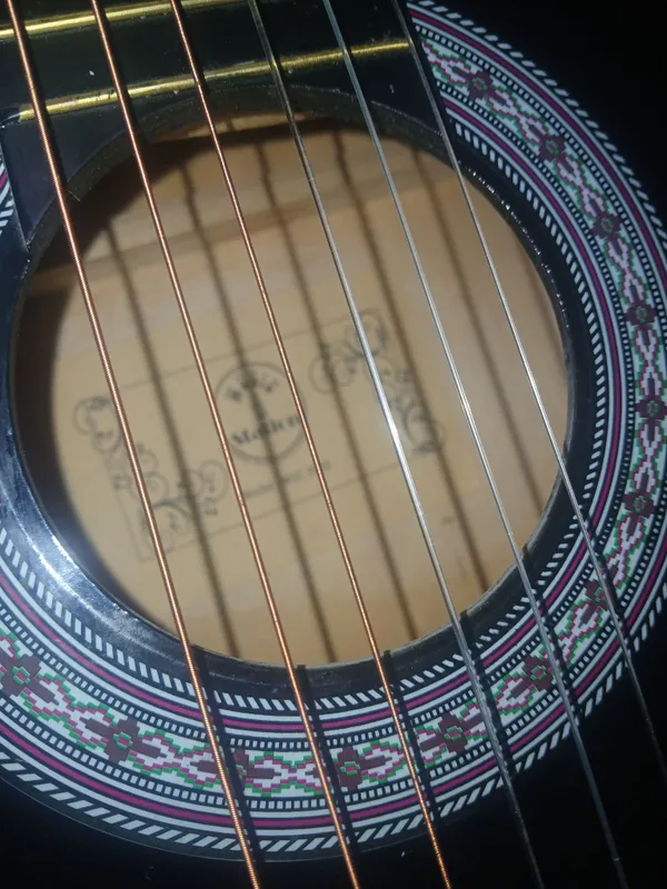 classic gitara qora 3