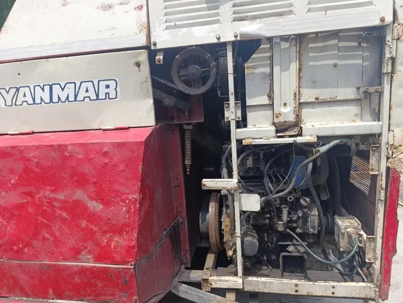 Yanmar kombayn sotiladi 2 Yanmar kombayn sotiladi 2