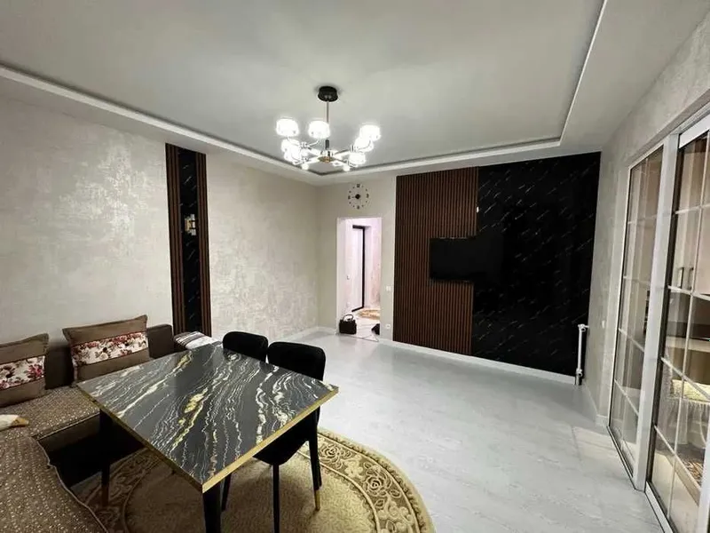 Shoshilinch ijaraga beriladi 2 xonali, Sebzar, Rivera savdo markazi *A 4